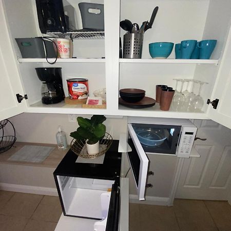 Luxurious Cozy Studio. Tampa Ngoại thất bức ảnh