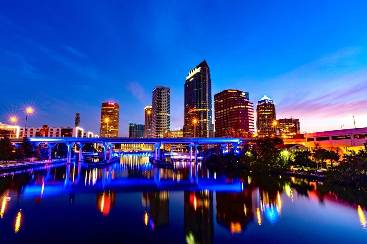 Luxurious Cozy Studio. Tampa Ngoại thất bức ảnh